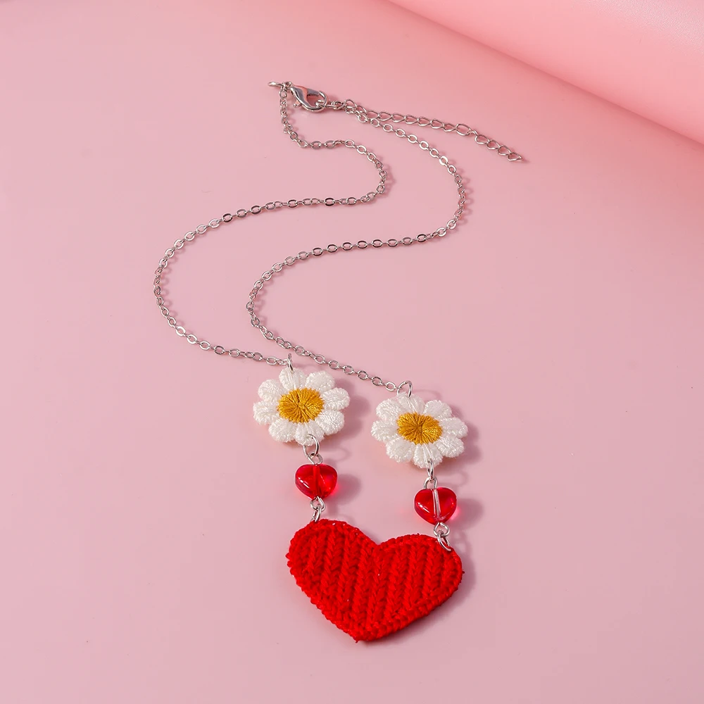 Modische Handgefertigte Gestrickte Herz-Blumen-Halskette für Frauen und Mädchen, Party- und Festivalschmuck, Geschenke – Detail 7