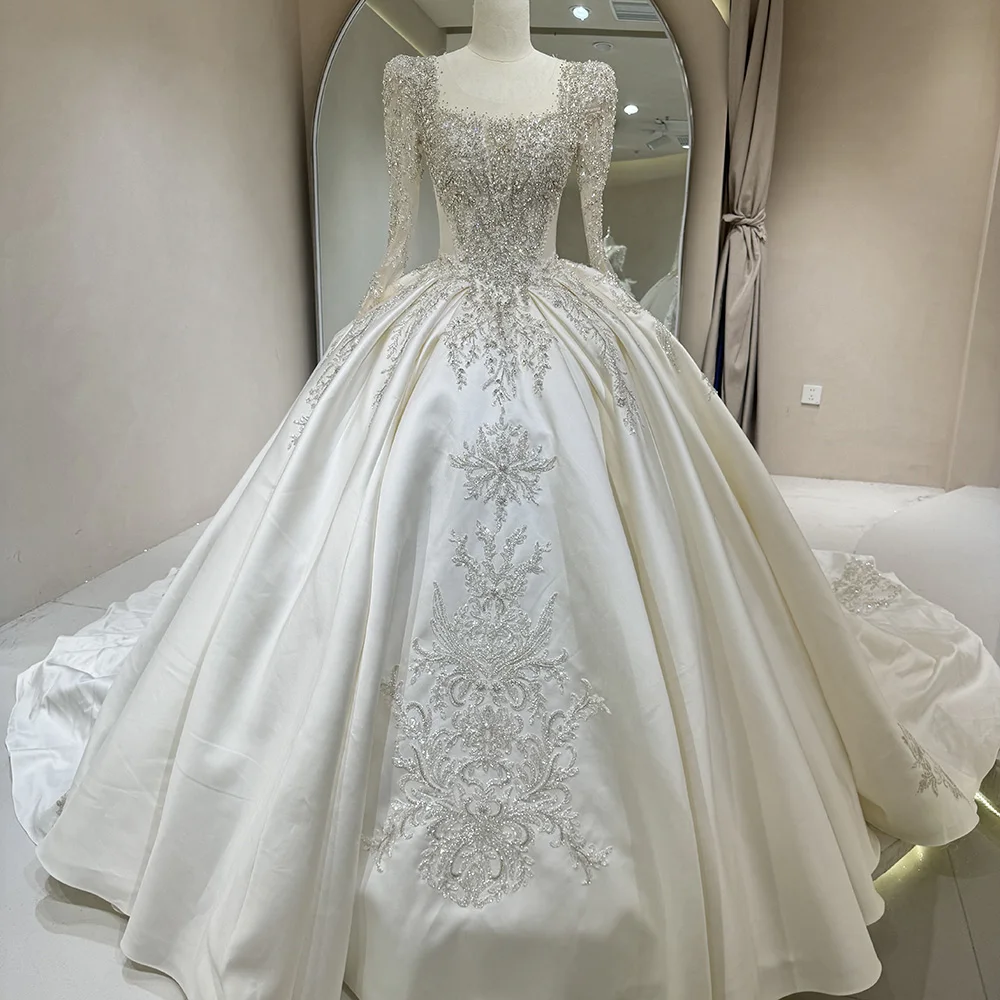 Customized Luxurious Satin Wedding Dresses Sequin Beaded Long Sleeve Wedding Dresses Super Plus Size New Wedding Dresses Dw0081