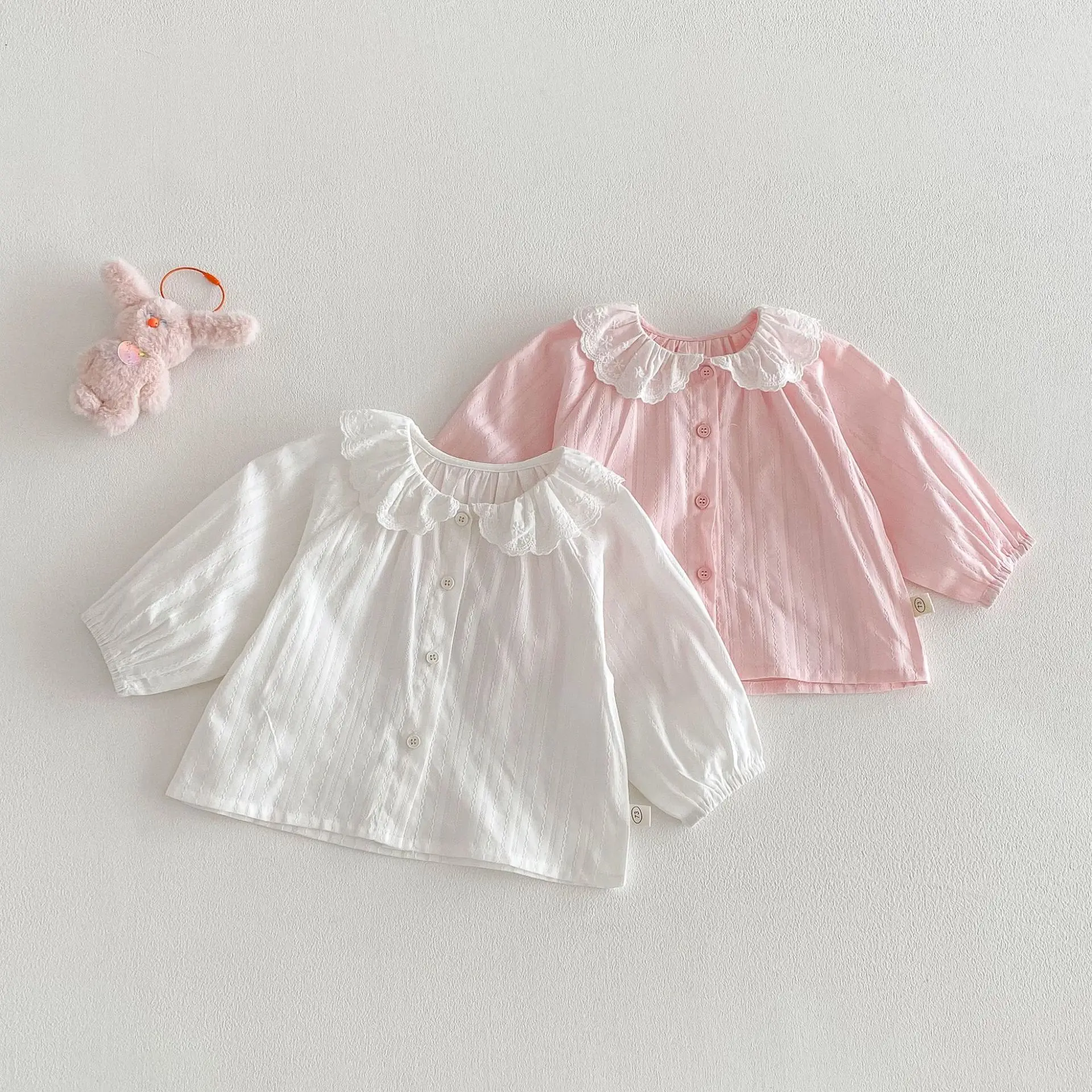 Girls' Doll Collar Shirt 2026 New Spring Baby Korean Version Lace Shirt Children's Korean Version Spring Top
