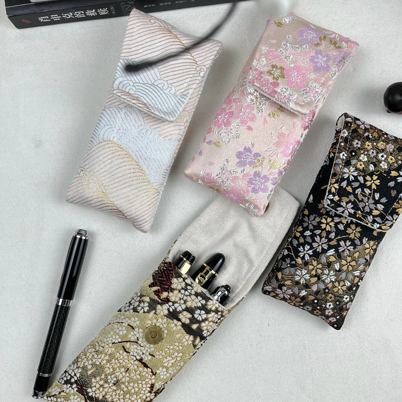 High-quality Nishijin-woven Pen Case with 3 Pens Bag, Pen Protector, Portable Magnetic Cover