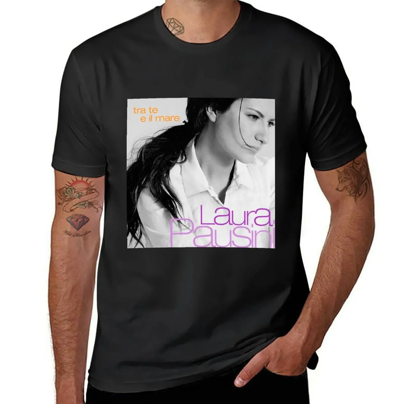 Laura Pausini tra te e il mare T-Shirt for a boy tees shirts graphic tee sports fans plain t shirts men