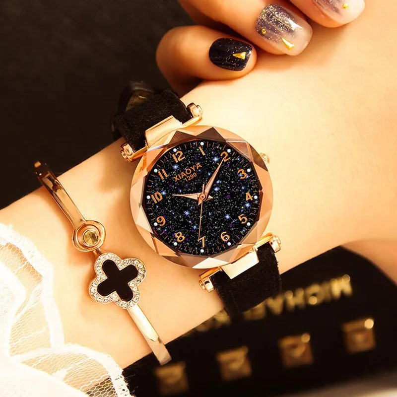 

2024 Fashion Stars Women Watch Luminous Charming Little Point Frosted Belt Watch Dotted with Roman Scale Luxury Women's Casual