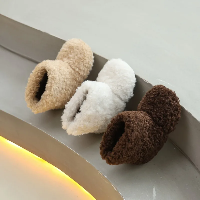 

Новые зимние плюшевые ботинки для девочек, теплые пушистые волосатые детские повседневные зимние ботинки без шнуровки, классические нескользящие детские ботильоны, модные мягкие