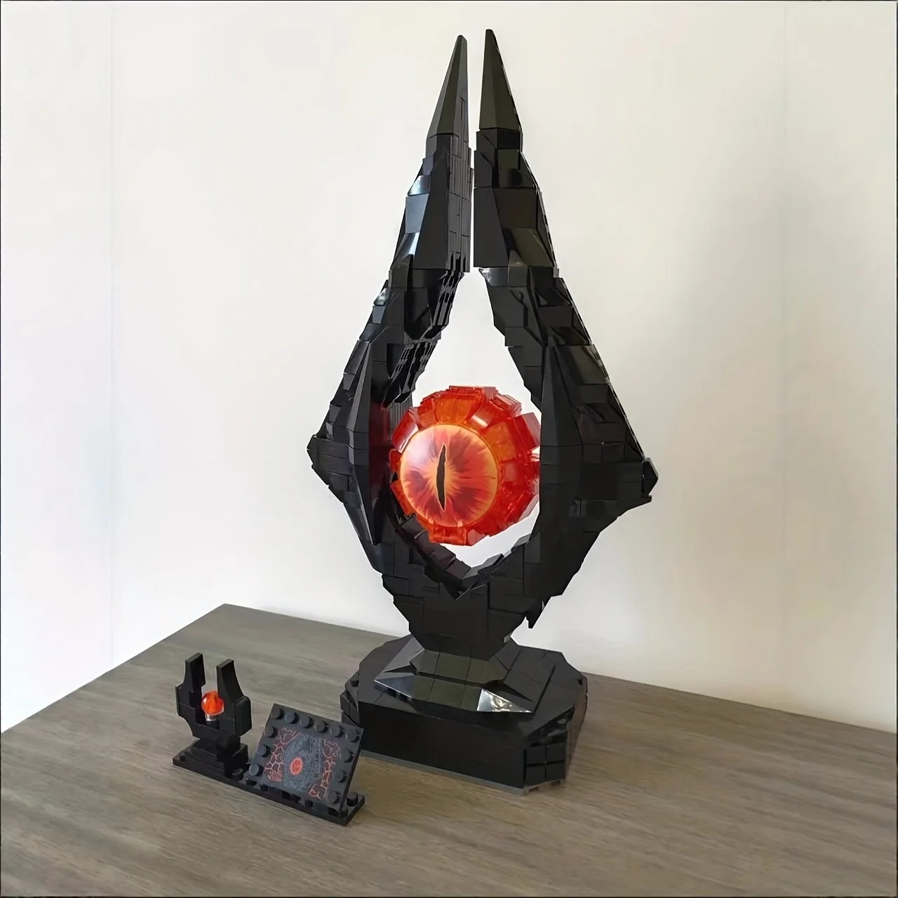 

Devil's Eye Building Block Set - Gothic Style Collectible Display Toy with Red Eyes, Cool Gift for Movie Fans, Perfect for Home Decor and Holiday Gifts (Christmas, Halloween, Birthday), Halloween Decorations, Best for Christmas