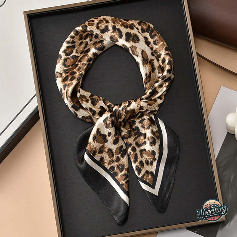 Toalha quadrada estampada em cubos com estampa de leopardo, 60cm, primavera outono, moda versátil e de alta qualidade, toalha de cabeça xale para mulheres