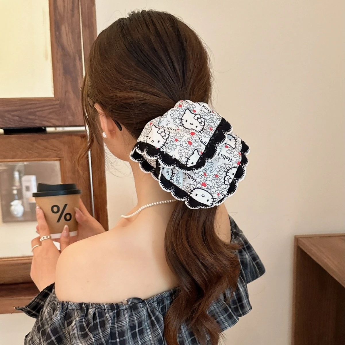 Miniso ブラック kt 猫白コミック風プリント腸サークル万能ヘアアクセサリーヘアサークル高級感