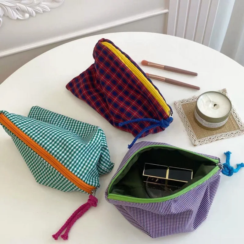 

Women Cosmetic Bag Corduroy Plaid Travel Makeup Bag Portable Toiletry Bags Large Capacity Cosmetic Organizer Zipper Beauty Pouch