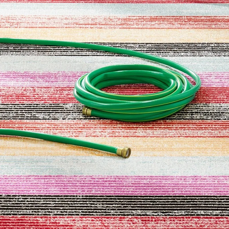 Miller New York Patio Sofia Estelle Innen-/Außenbereichsteppich, Rot/Rosa, 7'9"x10'2" Rechteck