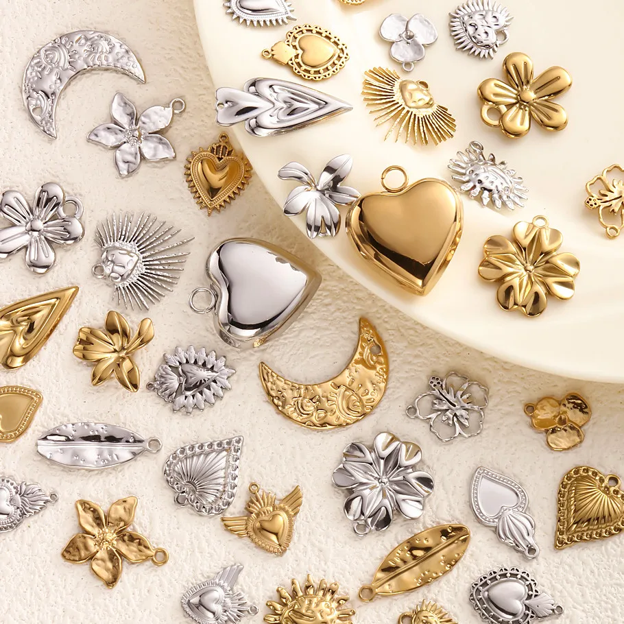 7Pcs Stainless Steel Chunky Gothic Sacred Love Sun Moon Pendant Cute Floral Flower Petal Textured Heart Pendentif Jewelry Making