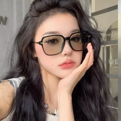 

Korean Ins Oversized Square Sunglasses Women UV400 Anti-UV Slimming Eyewear For Round & Square Faces