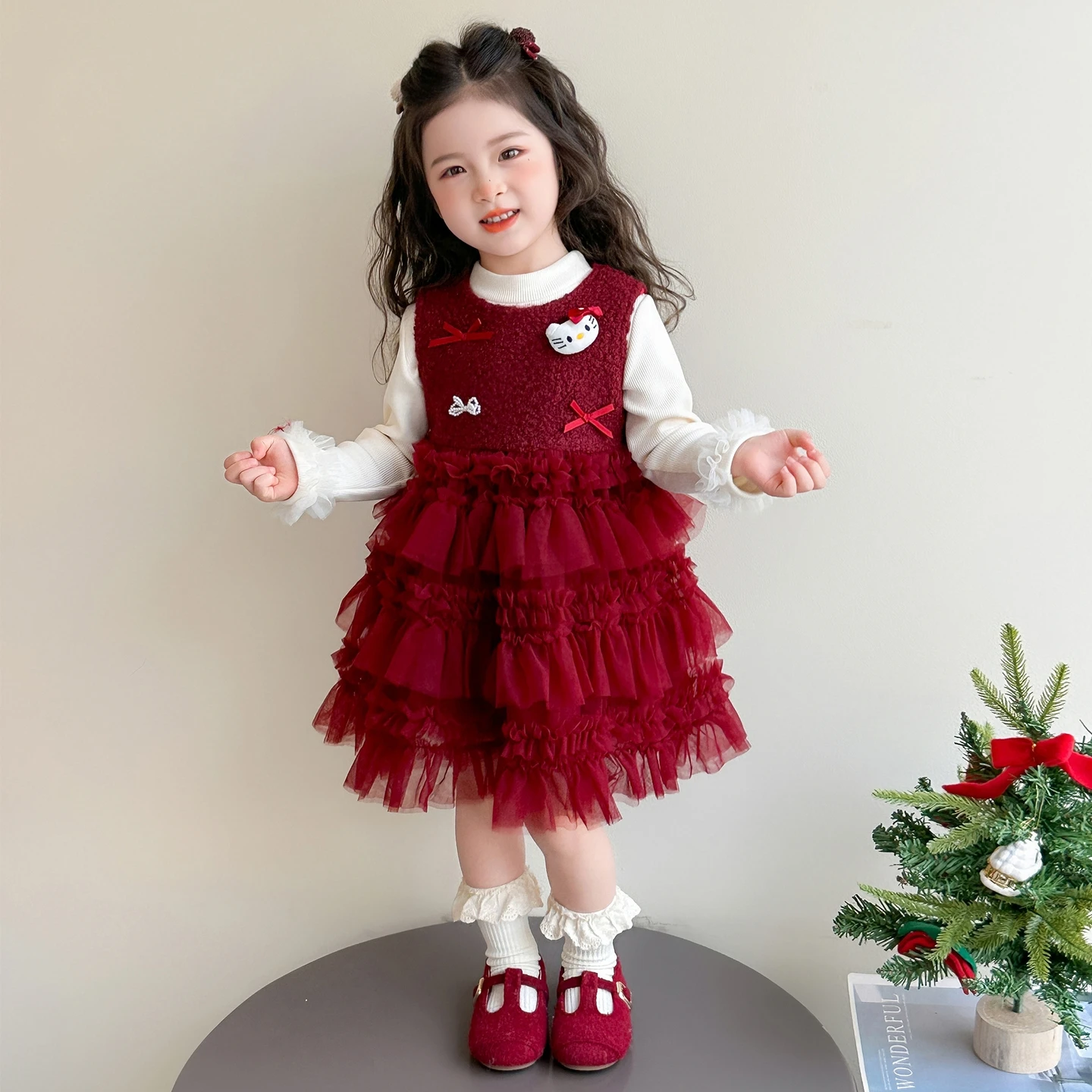 

Комплект платья с рисунком кота для девочек, новинка 2025 года, милое сетчатое платье принцессы без рукавов + свитер с длинными рукавами, модные костюмы в корейском стиле