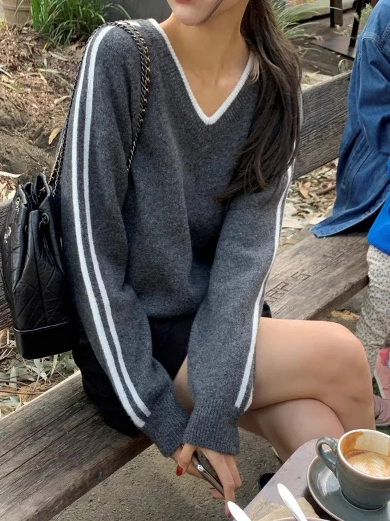 

Длинный вязаный свитер в полоску в стиле ретро V-Ne, женский свободный крой, корейский осенний модный свитер для экипажа Ne...