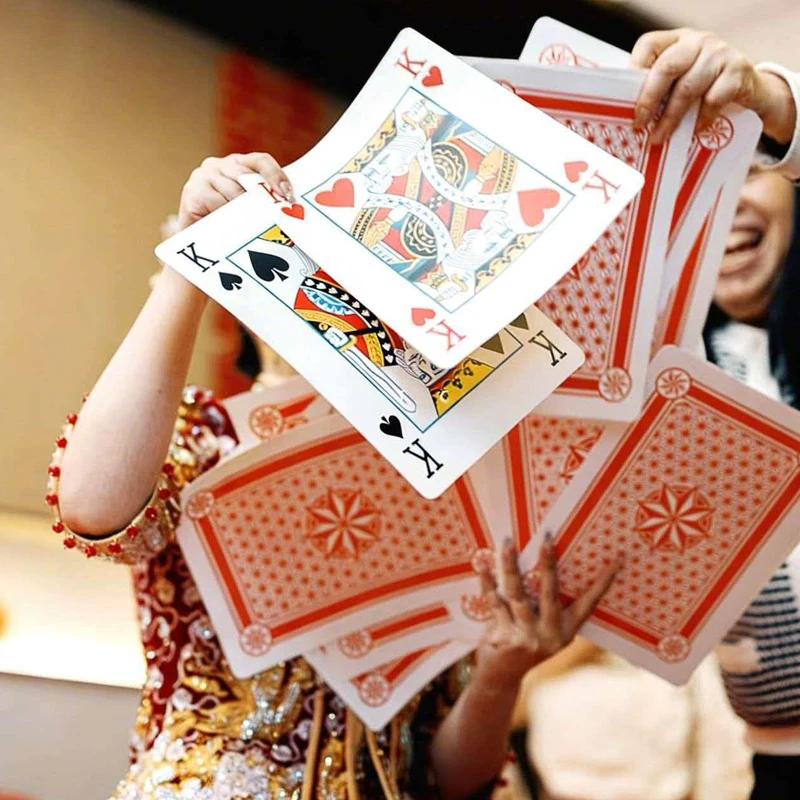 Giant Playing Cards Jumbo Oversized Practical Joke Gifts Carnival Birthday Wedding Party Favors Company Team Building Games Prop