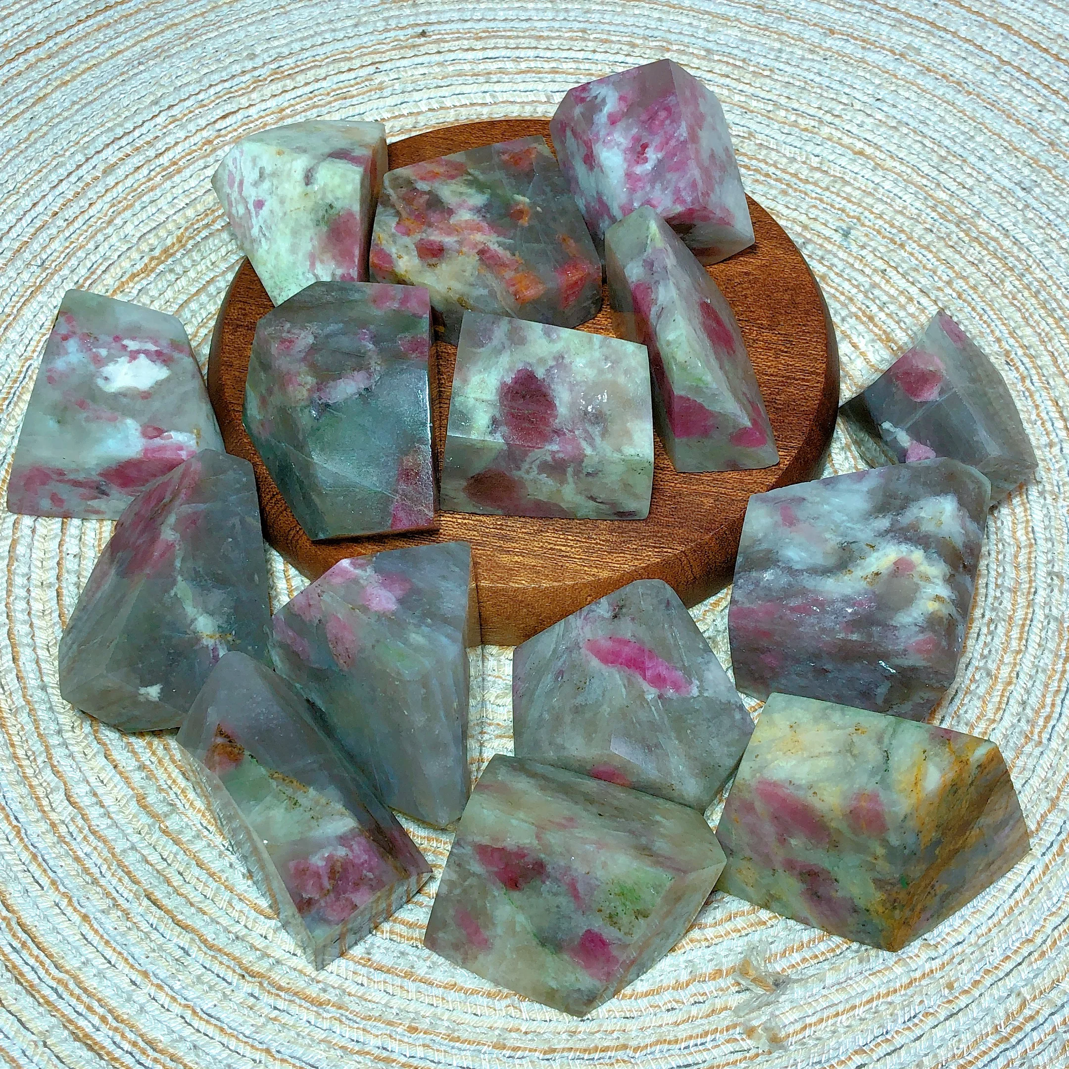 Natural Crystals Pink Tourmaline Freeform Polished Colorful Raw Gemstones Home Decorations Garden Sculpture Mineral