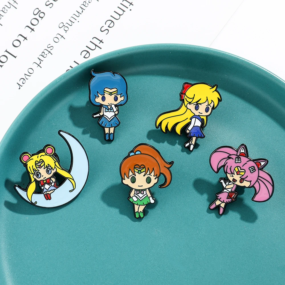 Anime Sailor Moon Enamel Pin Cute Cartoon Figure Tsukino Usagi Metal Badge Brooch Jacket Jeans Lapel Pin Jewelry Accessories