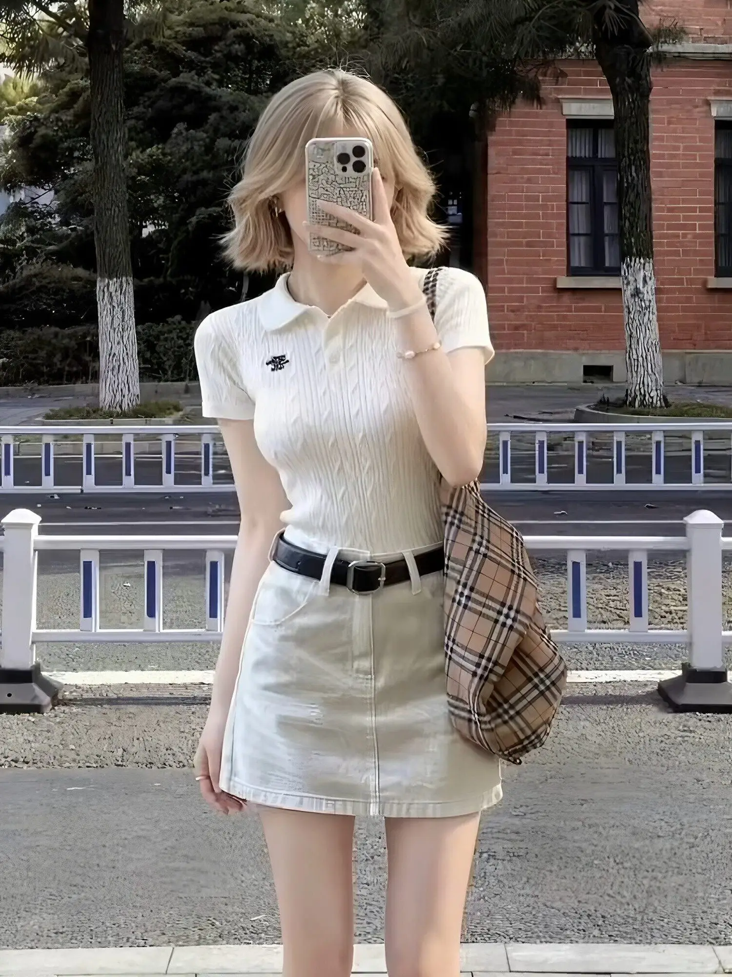 

White Neck Knitted Short Sleeve Set Women's Summer New Versatile High Waist A-Line Skirt Fashionable Two-Piece Set