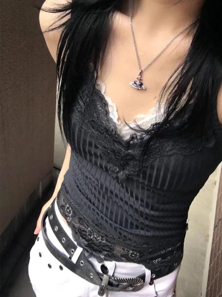 Retro V-neck lace lace small suspender pure desire style spicy girl black short vest top