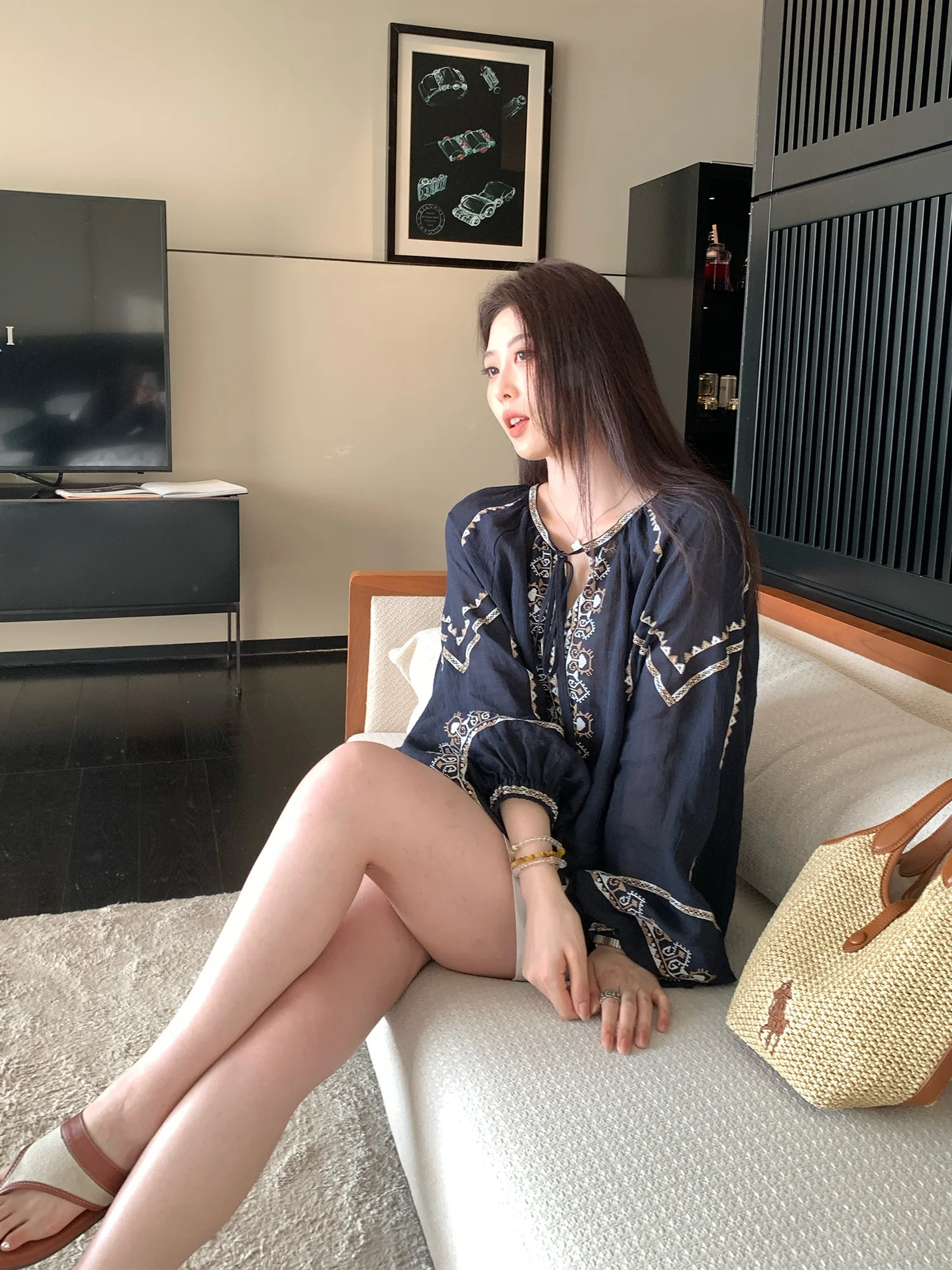 

NAZ Large Size Spring Faion Embroidered Silk Long Sve irt Ethnic Sle Loose Fit Women's irt Breathable Comfortable