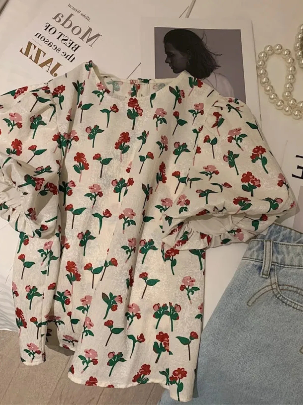 

plus Size Floral Bubble Sleeve Shirt Women Loose Thin Summer Short Sleeve T-Shirt Comfortable Breathable Casual Style for plu...