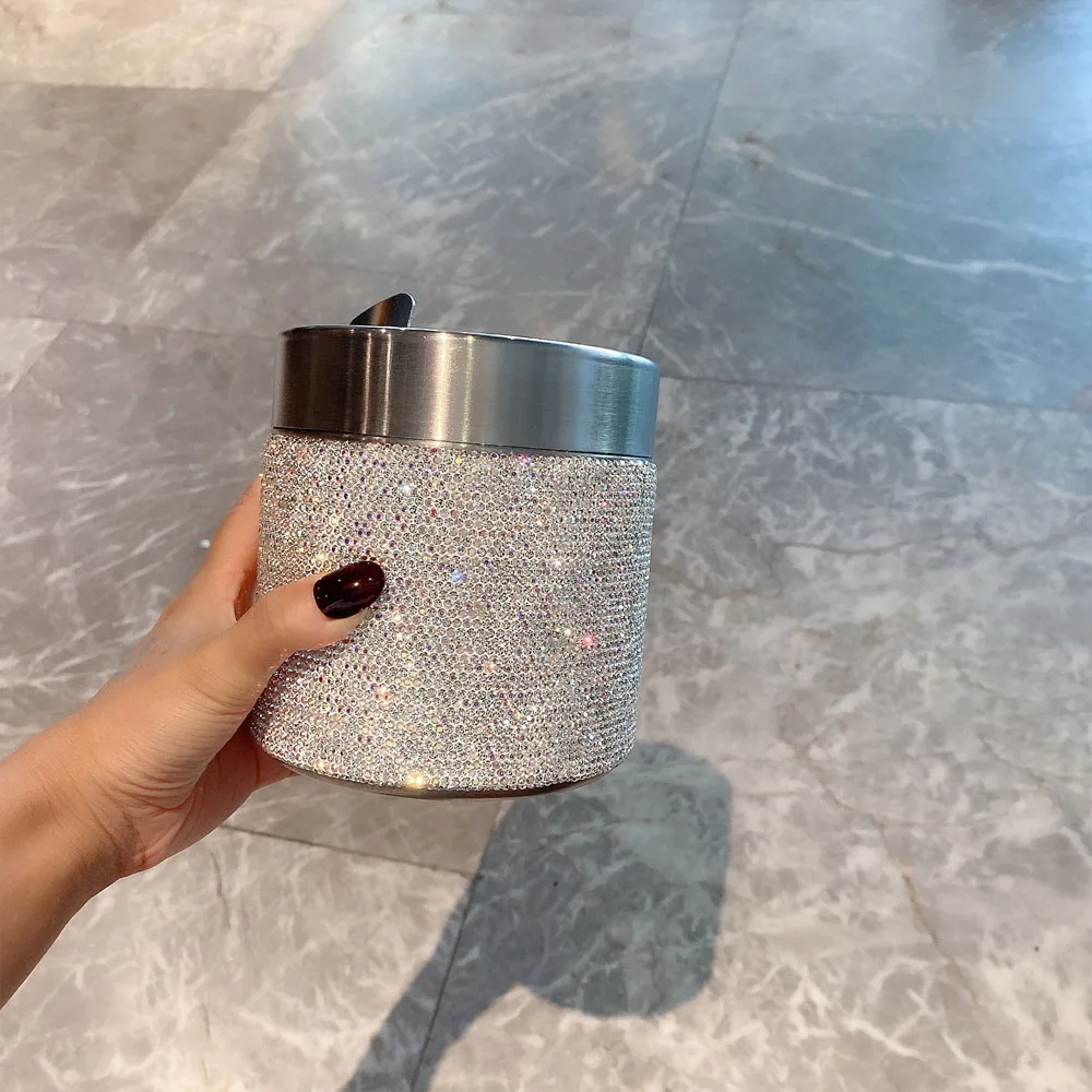 

Handmade Crystal Rhinestone Mini Desktop Trash Can Home Car Storage Bucket Accessories With Lid Garbage Living Room Office