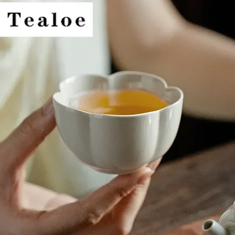 Juego de 2 unid/set de taza de té gris de madera de hierba Retro, taza maestra de pétalos antiguos, tazón de té de pétalos pequeños, par de té chino Chazhan, juego de té de Kung Fu de 80ml