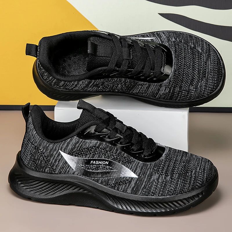 2025 Autumn Black Knitted Shoes women breathable lightweight sports running shoes walking shoes for old lady antiskid sneakers