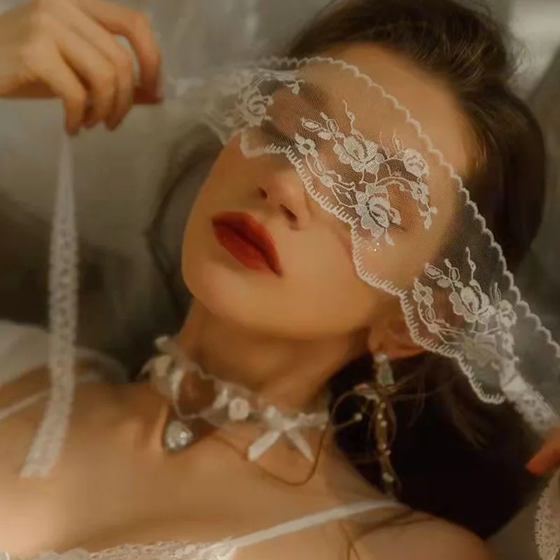 Masque pour les yeux romantique en dentelle française pour femme, demi-visage, maquillage d'halloween, masque de danse, accessoire de tir noir pour adulte, 2025