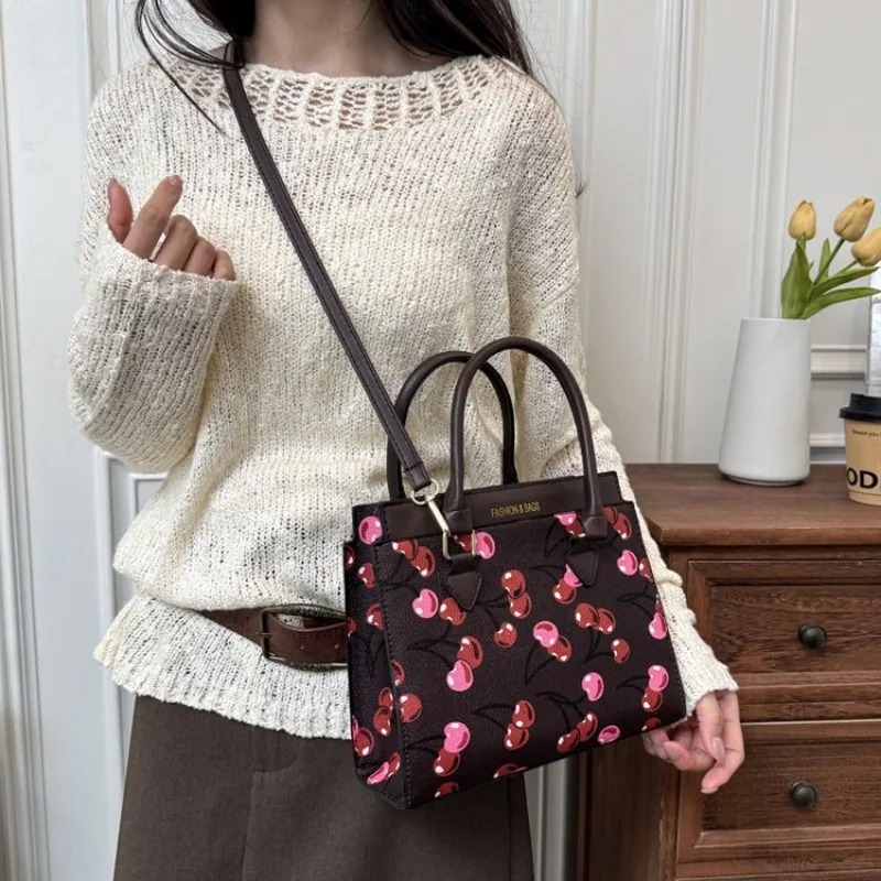 Trendy Casual Diaper Bag Simple Vintage Style Ladies Crossbody Purse Leather Minimalist Unique High End
