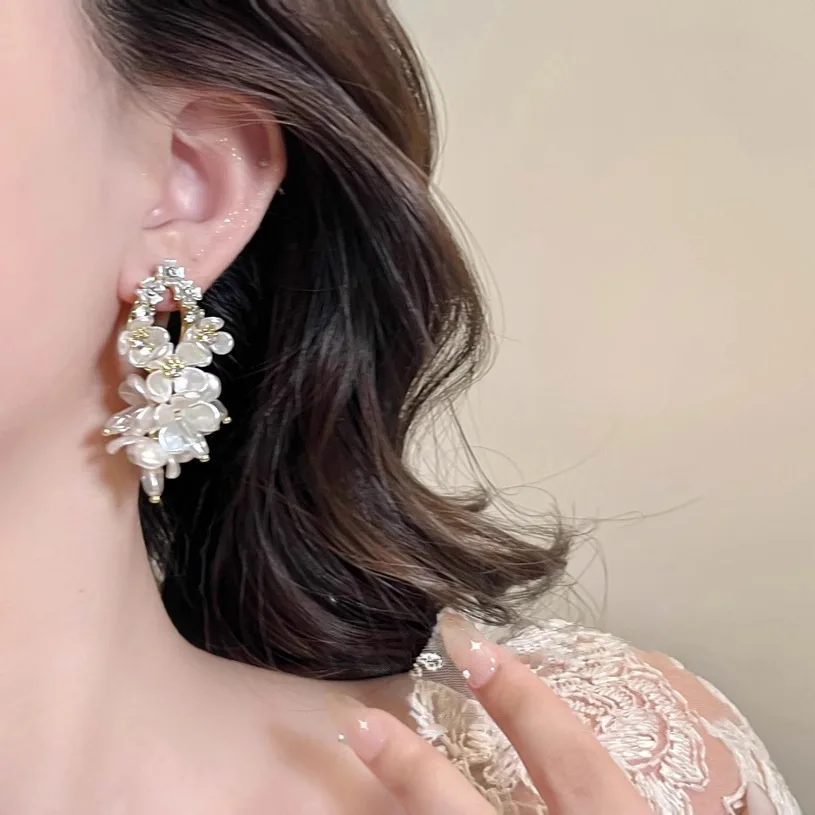 Sweet French Jasmine Flower Earrings, Women's Super Immortal Retro Earrings, High Grade, Light Luxury, Small Personality Earring