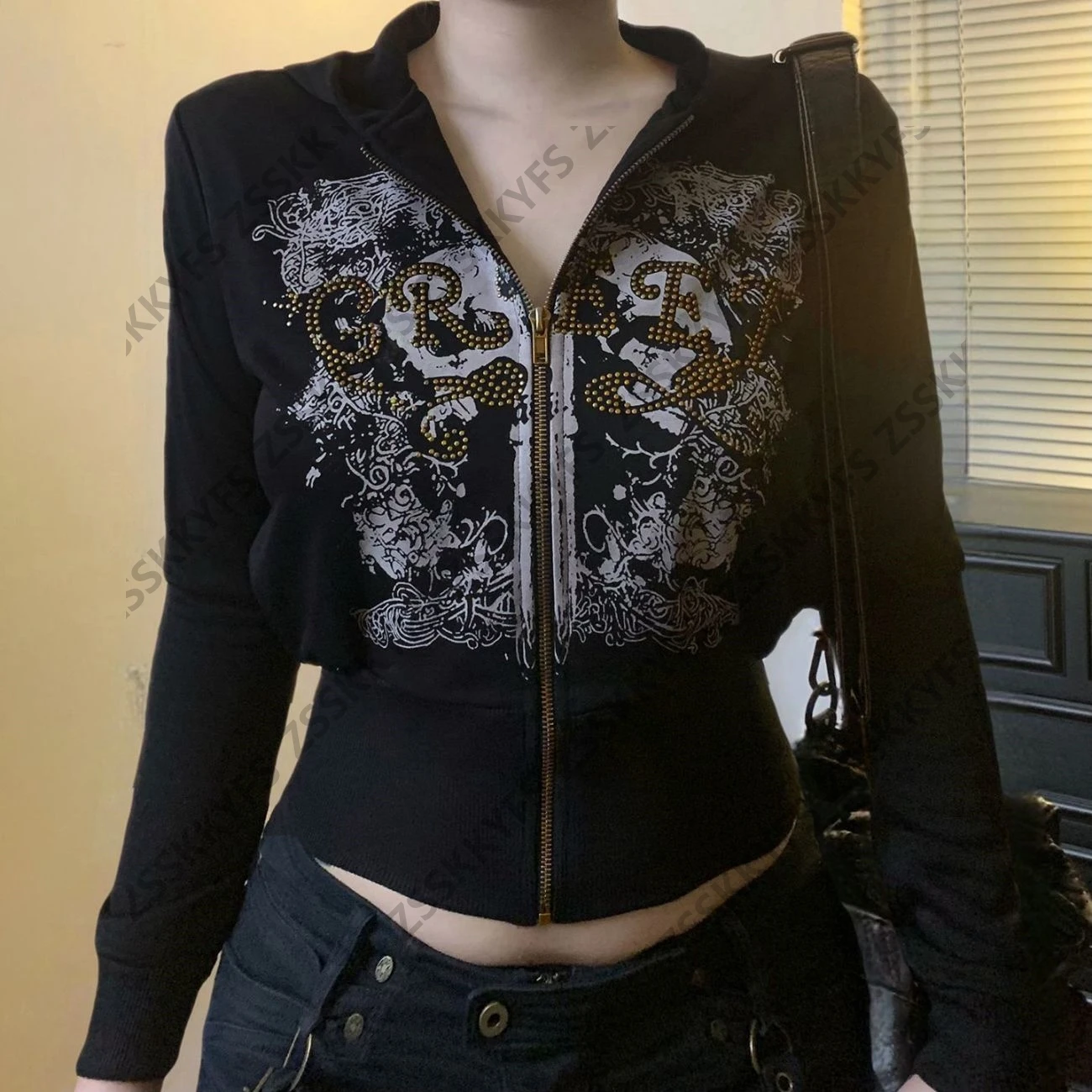 Winter Fashion Woman Streetwear Letter Hoodie Hot Girl Long sleeves Slim Women's Cropped Hooded Zip-up Y2k Clothes 2000s Hoody