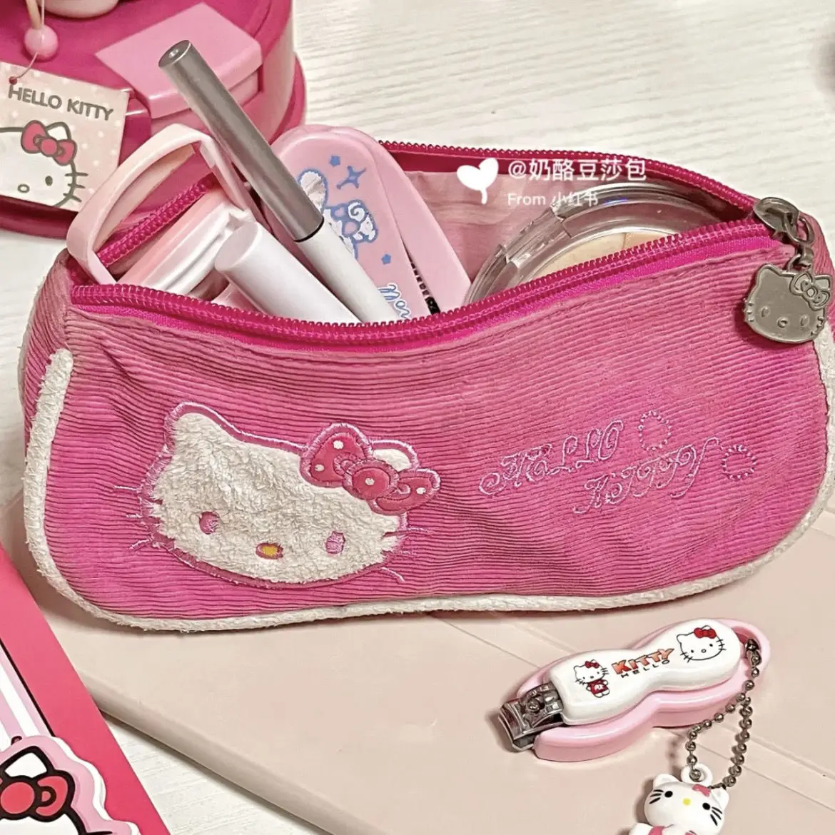 Sanrio Hello Kitty Canvas Pen Bag Instagram Cute Large Capacity School Supplies Student Pencil Case Purse Girl Makeup Bag Gift