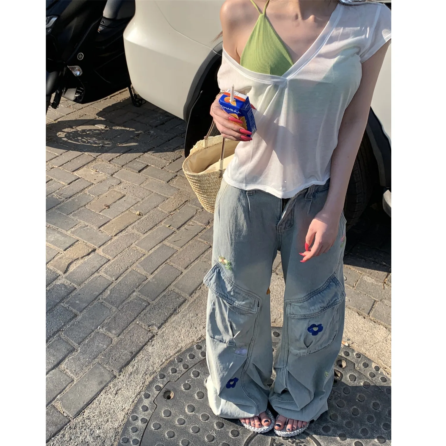 

Модные женские джинсы с вышивкой в виде маленьких цветов, широкие, свободные, в пол, стильные, повседневные, прямого кроя