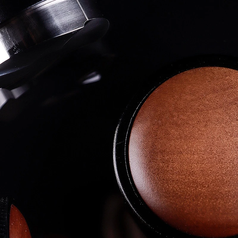 موزع القهوة مع أداة تسوية توزيع الجاذبية الذاتية 4 منحدرات بزاوية قابلة للتعديل ملحقات مقهى الإسبريسو أداة باريستا