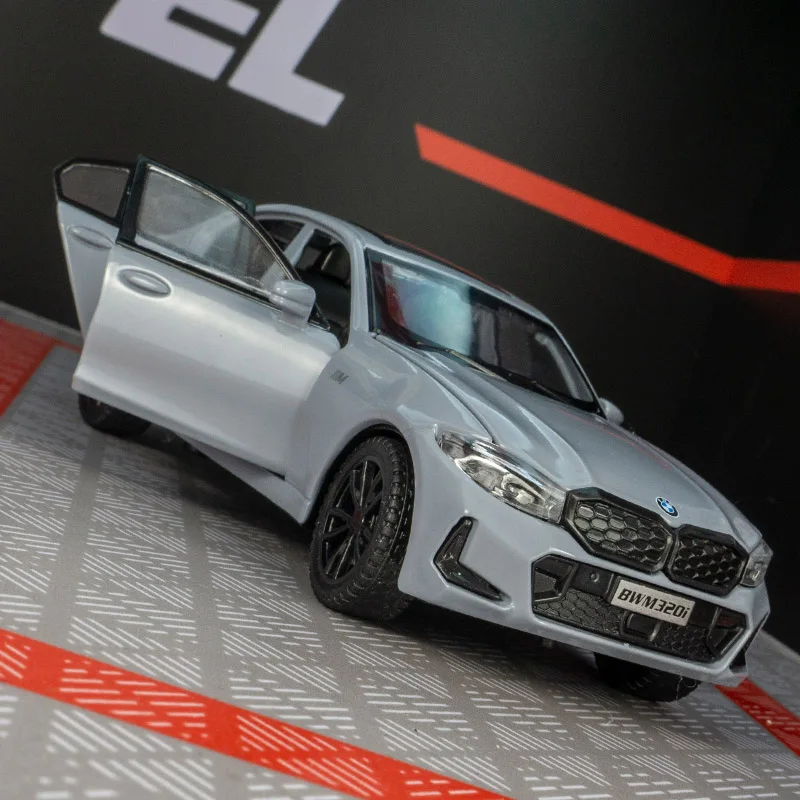 1:32 BMW M320i adornos de modelo de coche de aleación puertas de juguete acústico-ópticas extraíbles y maletero del capó se pueden abrir
