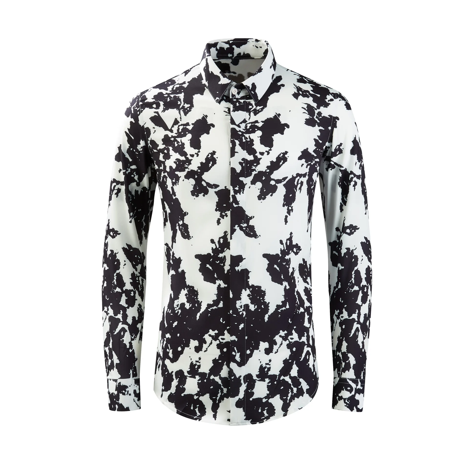 New black and white, wrinkle free men's shirt with fashionable printed men's clothing, available from a dropshipping factory