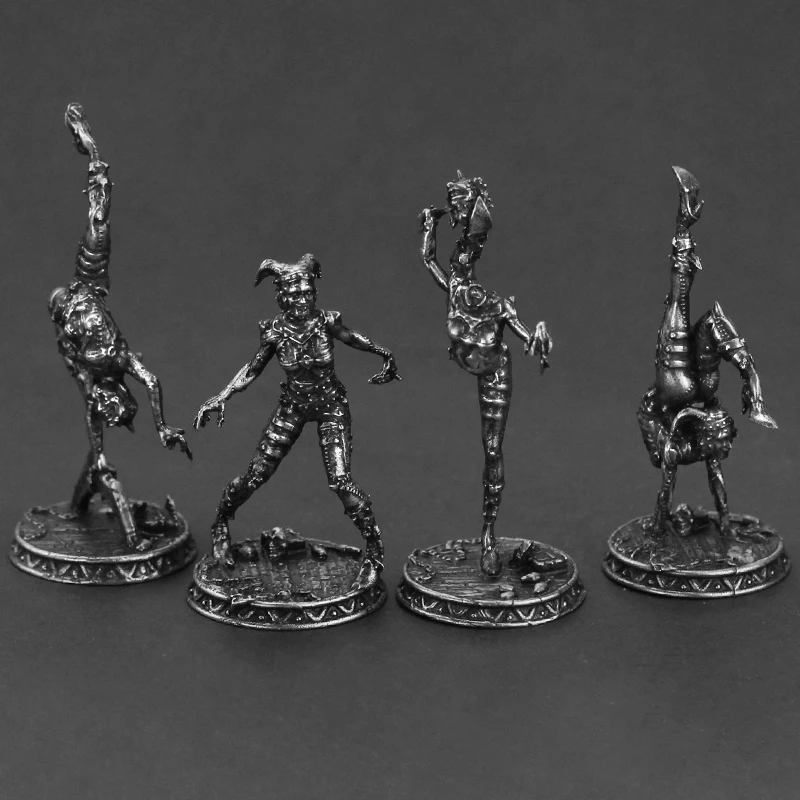 Metal headless clown soldier toy model finished table game chess pieces car ornaments for boys as gifts