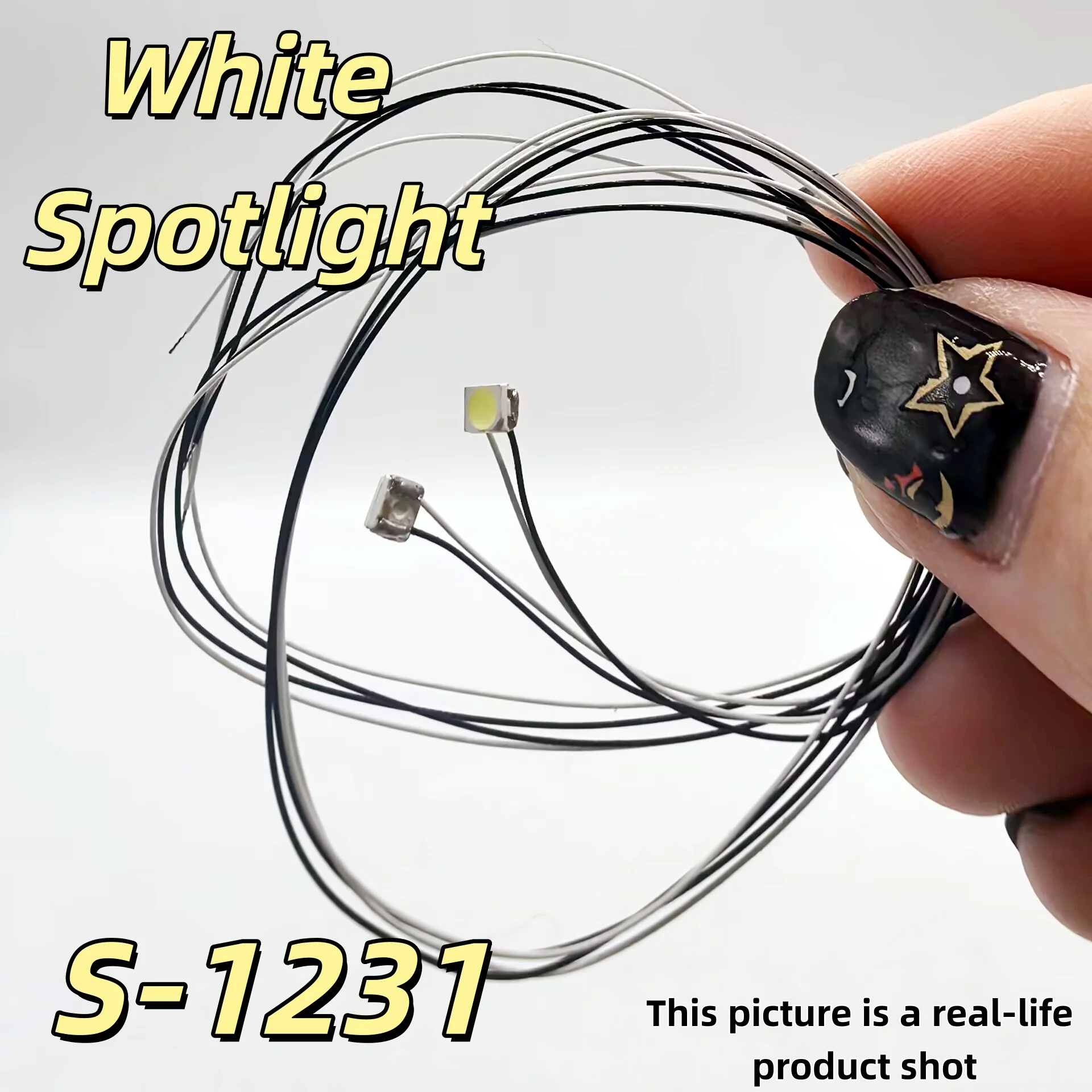 1 set 1/14 RC Truck White Spotlight S-1231 Field Palace Trap LED Light Equipment Rack Truck Upgrade Accessory Toy DIY
