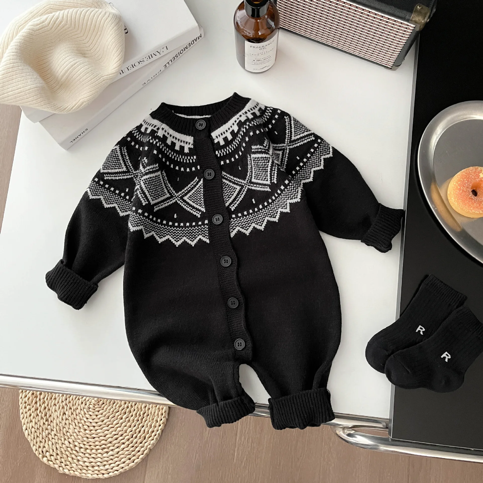 IYEAL New Fashion  Baby Boy  Diamond Jacquard Knitted Long Sleeved Jumpsuit Infant Girl  Sweaters Romper  0-24M