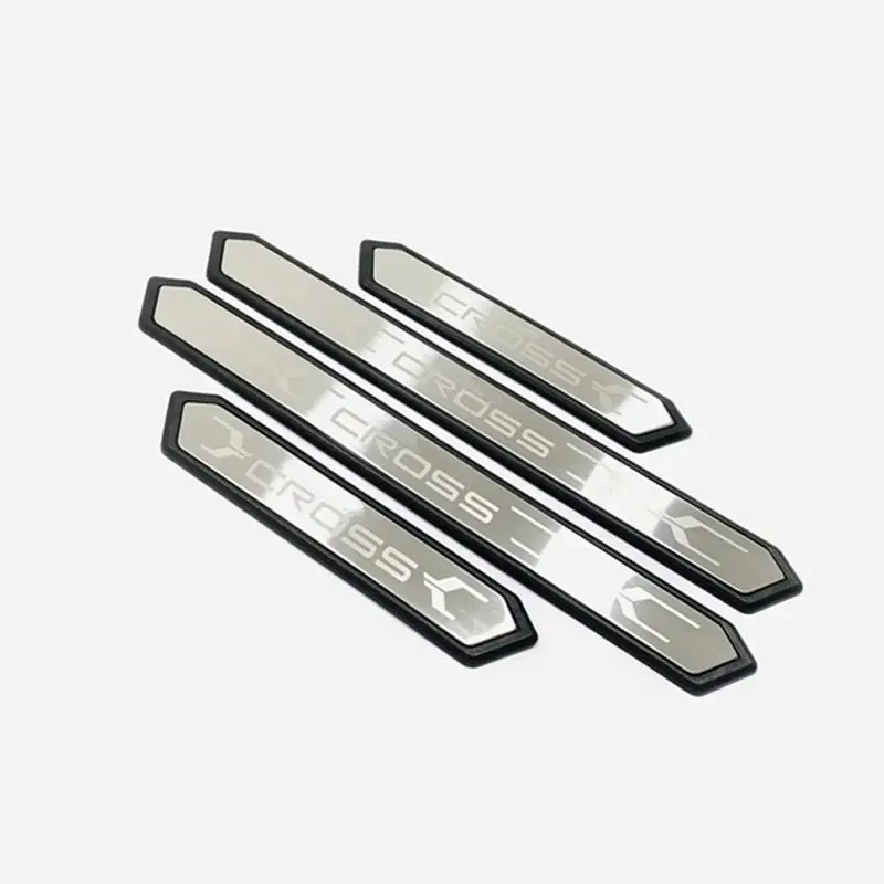 For Toyota Yaris Cross 2021 2022 2023 2024 Stainless Door Sill Protector Pedal Scuff Plate Cover Trims Car Styling Accessories