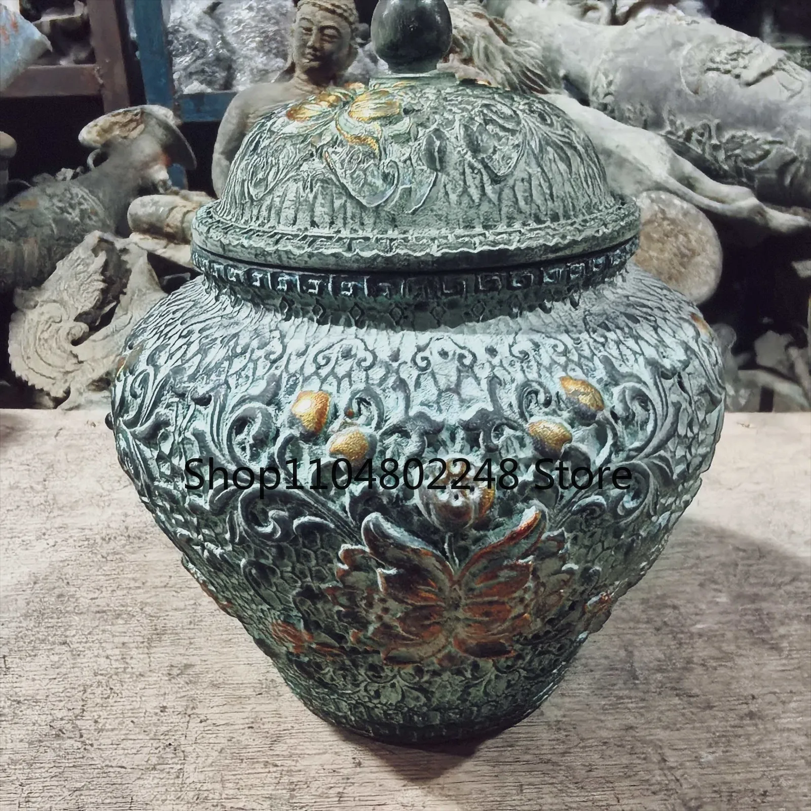 Old Bronze Relief carved Gilded Flower patterned lid jar,China folk storage jar