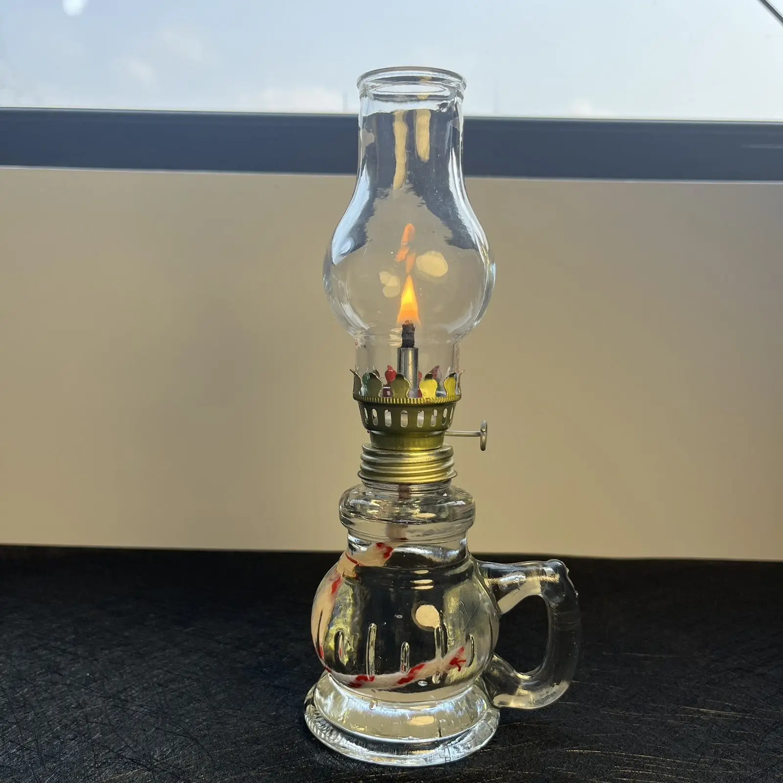 1Pcs Mini Chamber Desktop Glass Oil Fire Fly Decorative Birthday Lamp Holder With Lampshade Lighting Lantern Candle