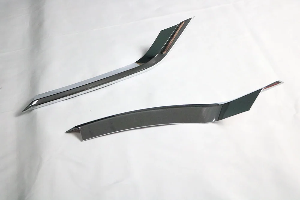 For MK7.5 Rear Lip Aprons Bright Strip Air Outlet Light Exhaust Strip Cover Trim For VW Golf 7 VII 7.5 MK7.5 2017-2019