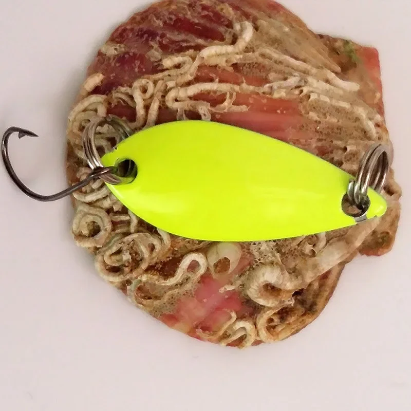 1Pcs 3cm 3g Mini Wobbler Sequin Spoon Lure Hard Bait Spinnerbait Isca Artificial Pesca Wobblers Fly Fishing Tackle 5 Colors