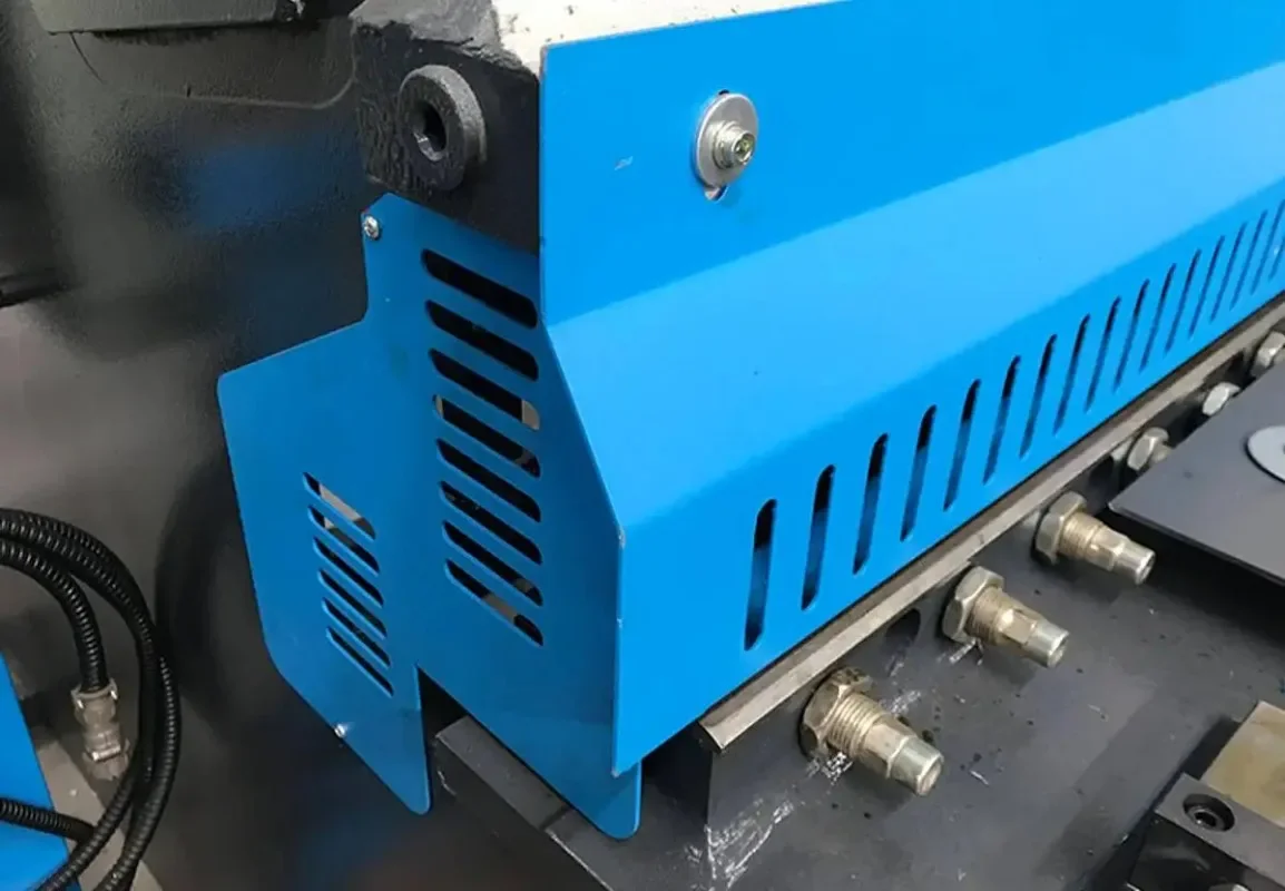 【Seller's Recommendation】Factory Direct Sale Best Precision Steel Plate Cutting Machine Guillotine Shearing Machine With CE/ISO