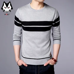 Men's Casual Striped Knit Spring and Autumn Long Sleeved Pullover Fashion Top