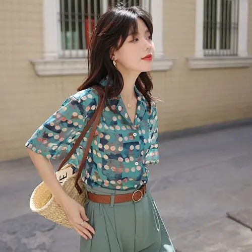 Retro Planet Print Loose Short Sleeved Suit Collar Shirt for Women Vintage ShirtPolka Dot Shirt Ladies Tops Summer 2024