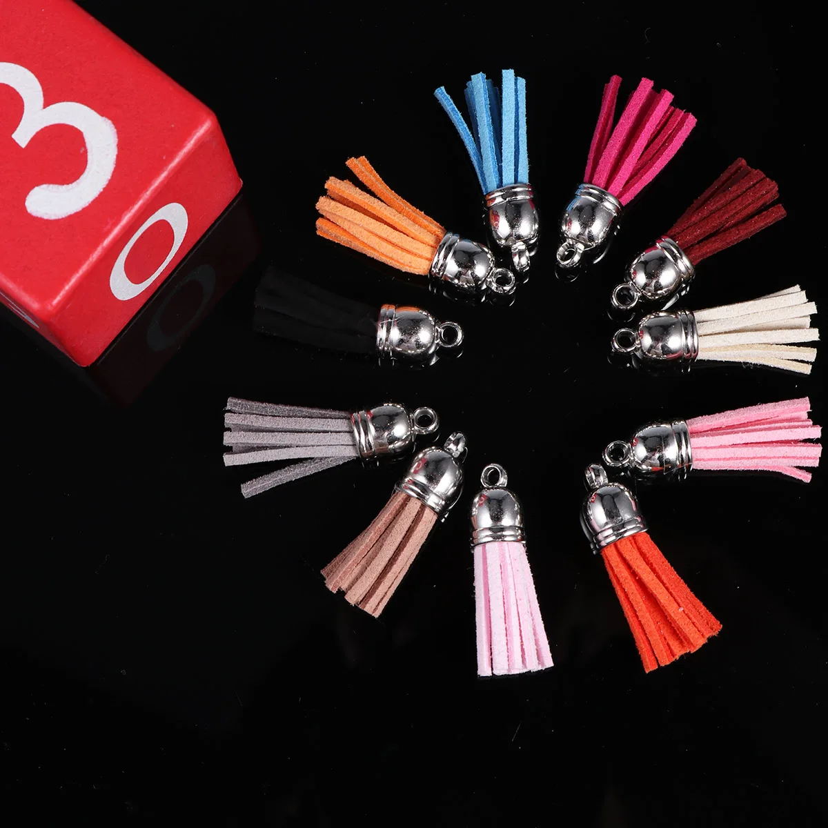 

120Pcs Elegant Suede Tassel Straps Leather Pendants Fashion Keychain Cellphone Accessory Multi-Color Charms