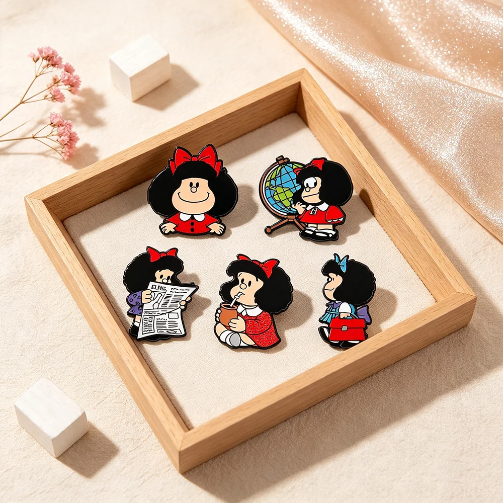 5pcs Vintage Comic Girl Enameled Brooch Set Lapel Pins Cute Drip Oil Decor for Clothing Backpacks