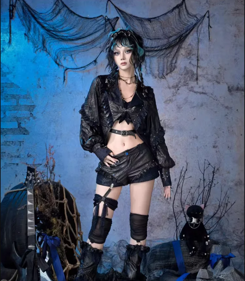 

Шорты-юбка Virtual Orbit Original Design Y3k: Сексуальные, в стиле панк, с бантом, кружевными вставками, съемными элементами на ногах, низкая талия