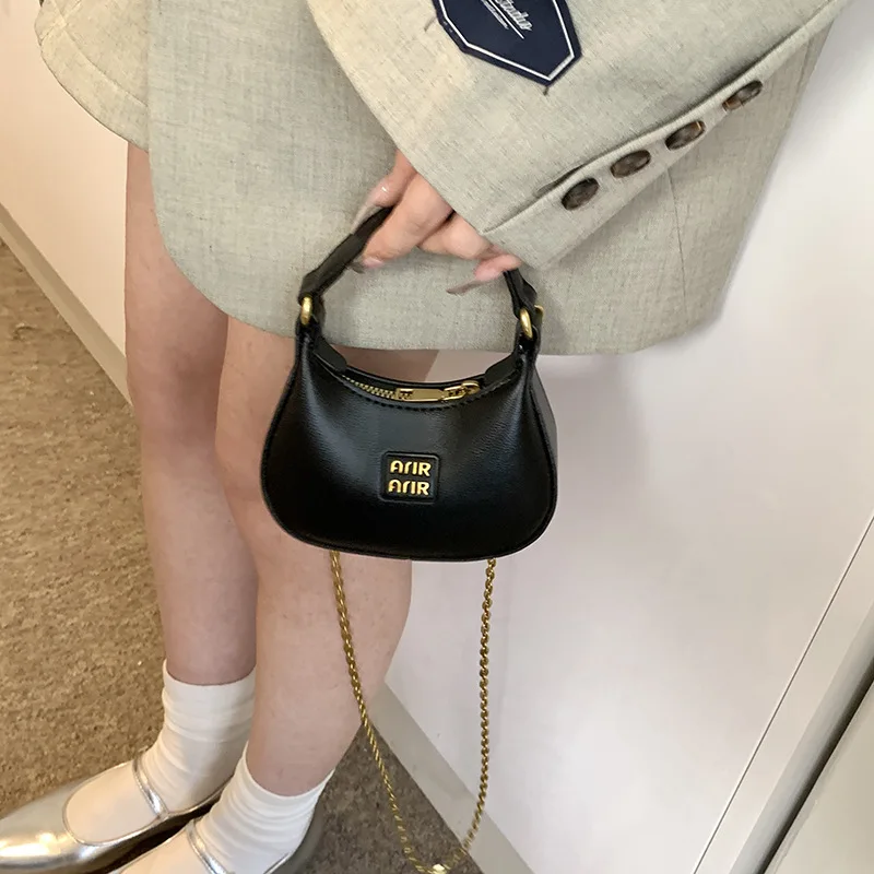 2025 New Casual Mini Children's Girl Family Cute Chain Slant Crescent Lipstick Accessories Small Bag Key Bag